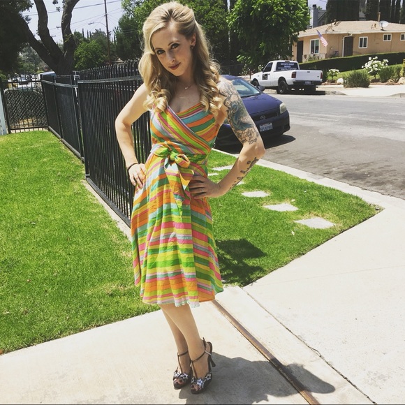 Meet your Posher, Emily - Picture 5 of 8